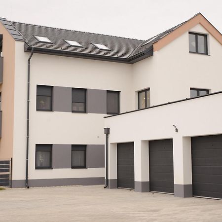 Eliza 2 Apartman Bük Buitenkant foto